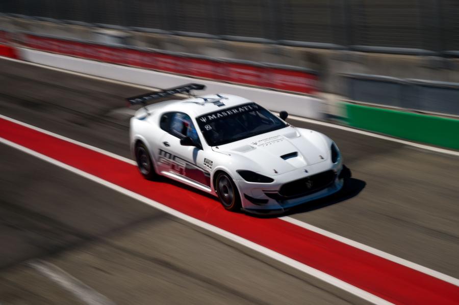  Maserati GranTurismo MC GT4 2018 года  (фото 2 из 6)